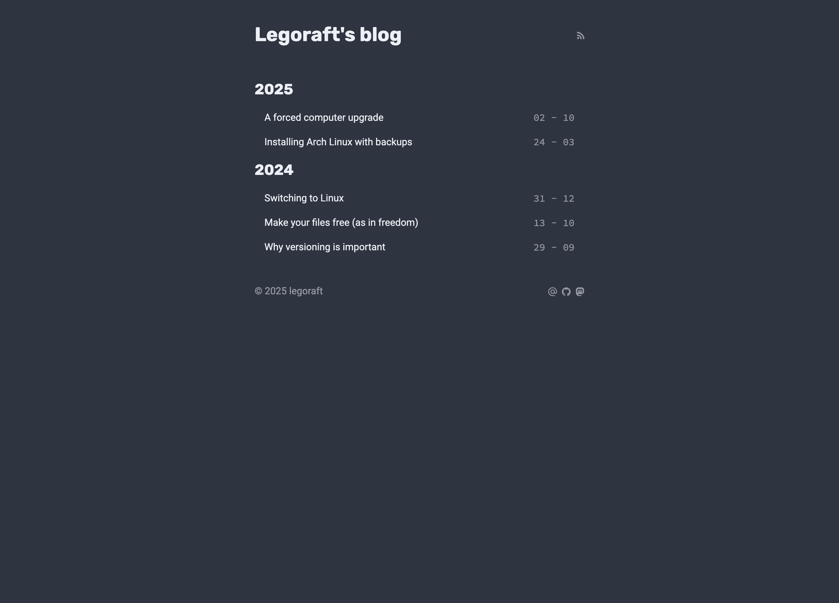 My original blog, with a nord theme and a list of posts split by years.